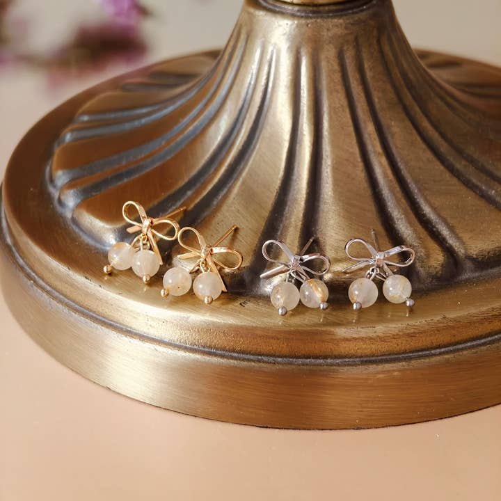 Vachana - Boucles d'oreilles en quartz rutile doré double or pour la vente par Vachana