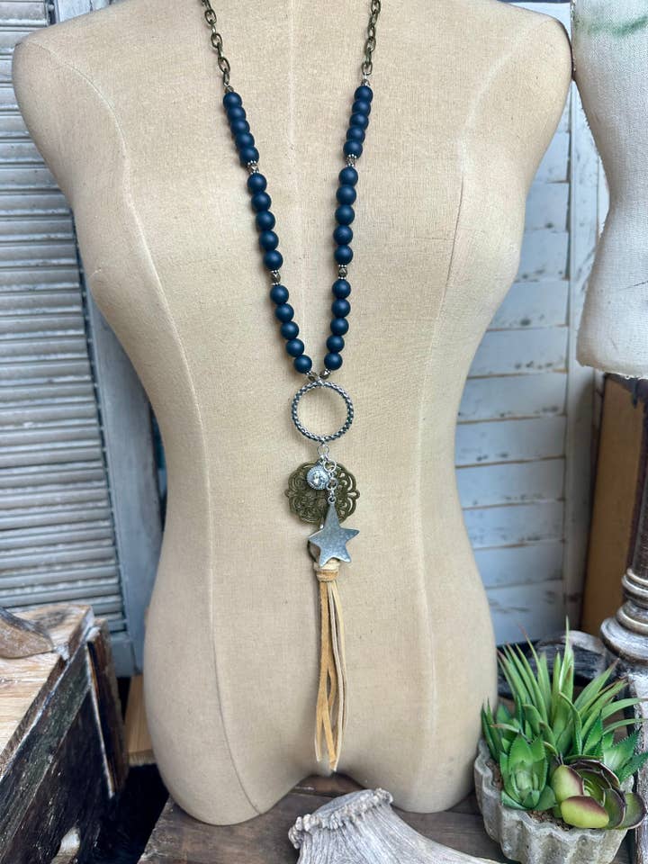 Stjerne Frynsehalsen for engroshandel hos Scooples Jewelry