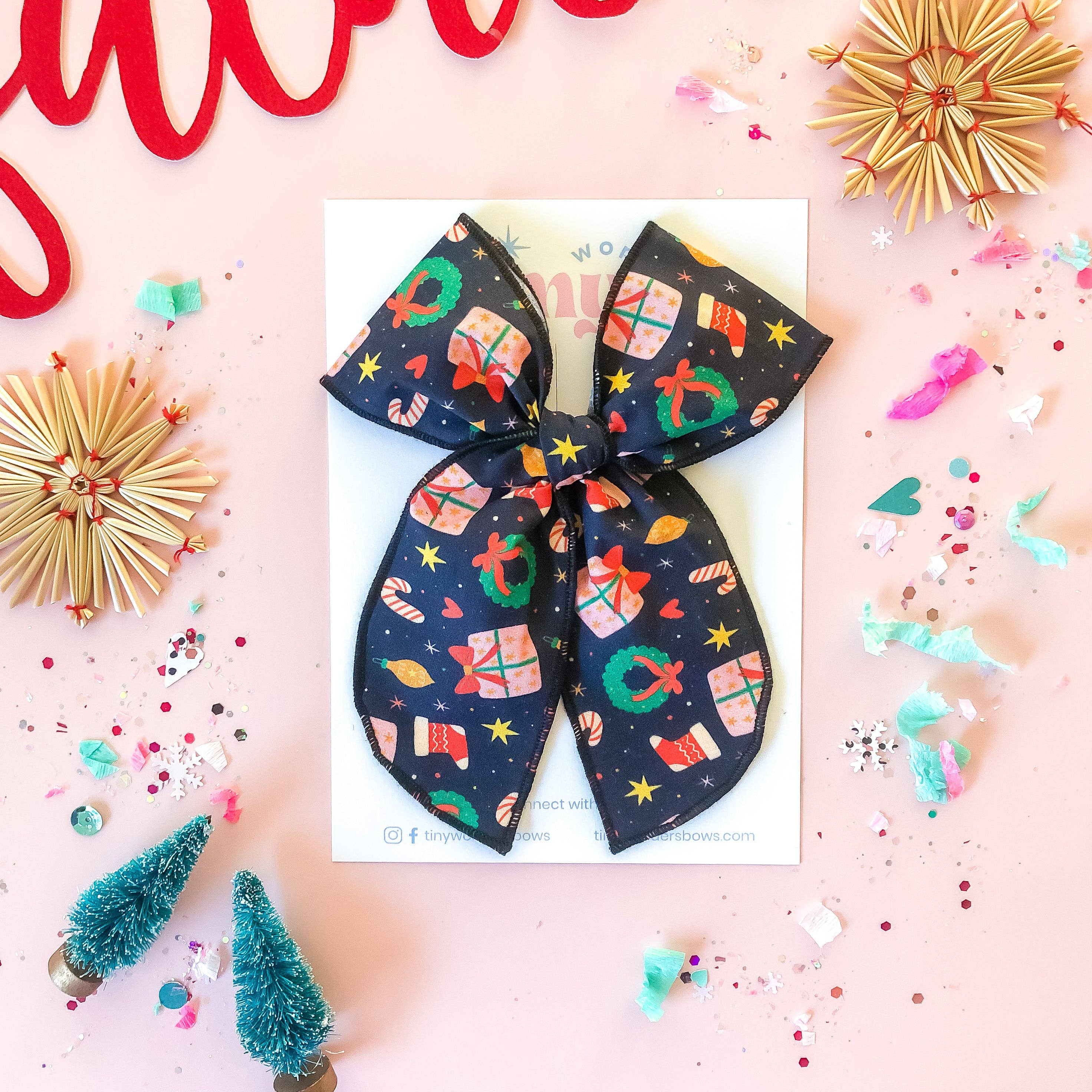 Tiny Wonders Bows - Wholesale Hair Bow - Kids - Presents and Wreaths0