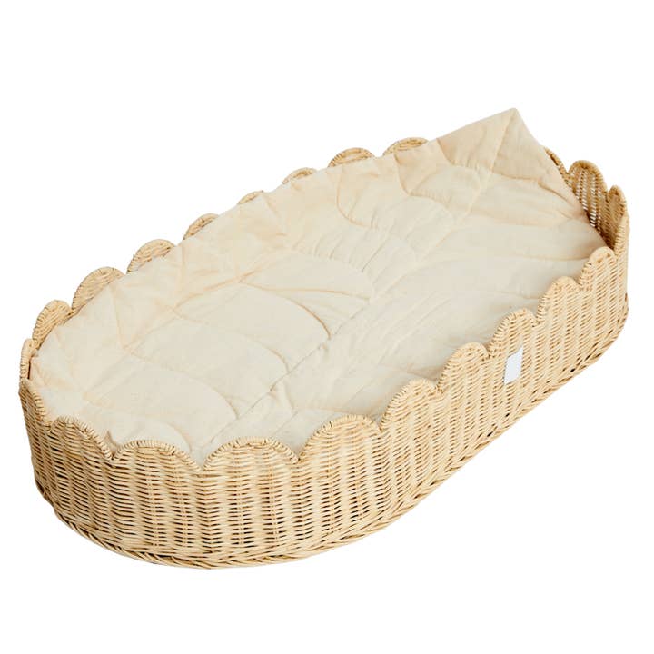 FLORENCE BABY CHANGING BASKET SET and other Purchase Wholesale article bébé. Free Returns & Net 60 Terms on Faire trending on Faire.