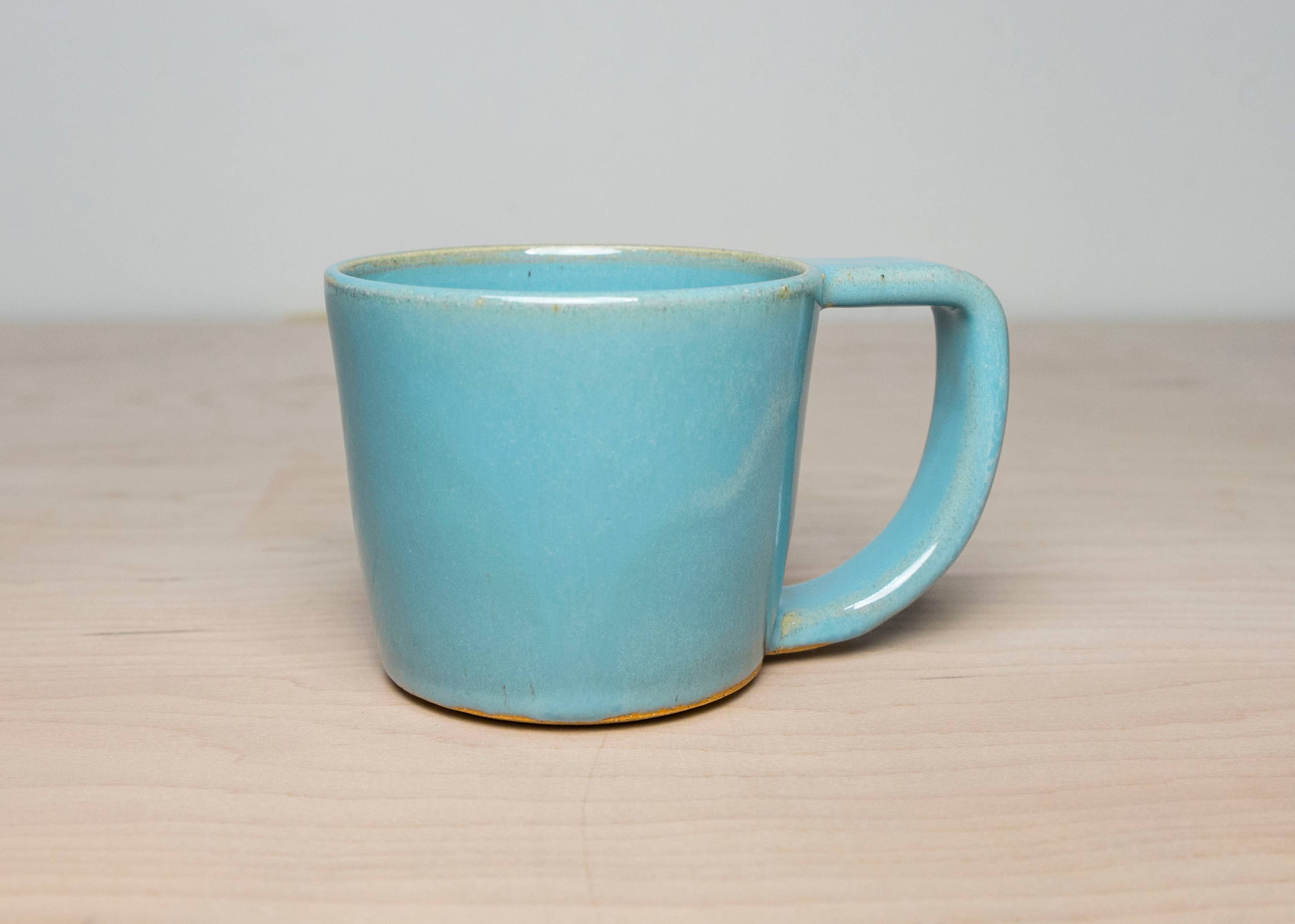 Harper and Co. - Vente Tasse à café - Tasse Moyenne Faite à la Main en Turquoise Semi-satiné - Taille Moyenne1
