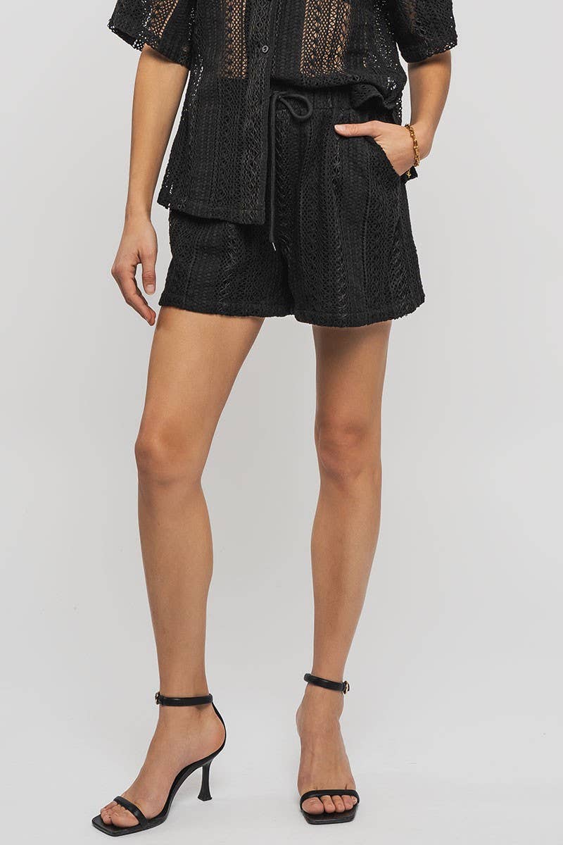 Urban Daizy - Wholesale Shorts - Women's - Bohemian Crochet Knit Drawstring Elastic Waist Pocket Shorts3