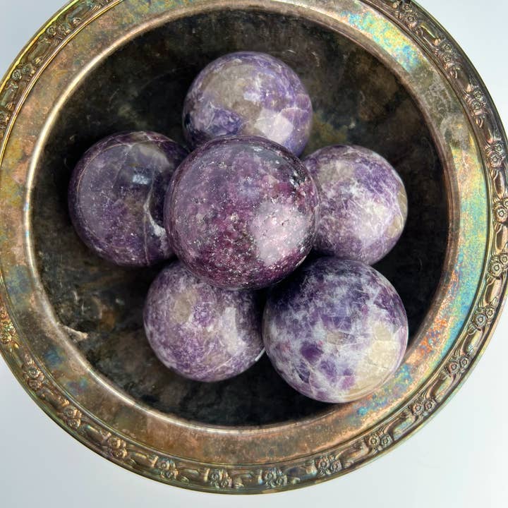 Terra Dawn Minerals - Wholesale Spirituele steen/kristal - Lepidoliet eenhoornstenen bollen1