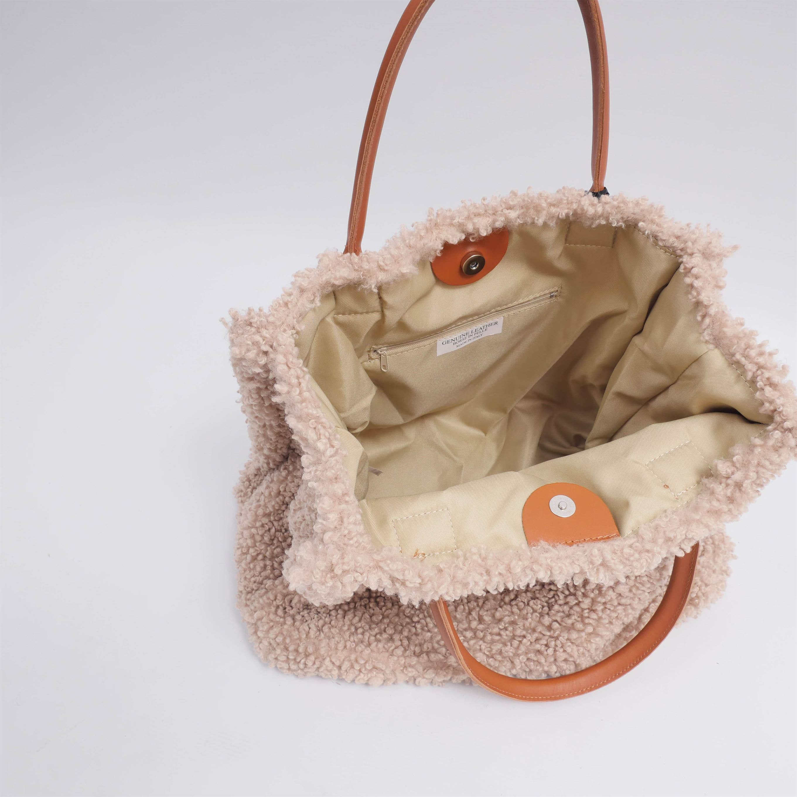 Cecile Wang - Vente Sac porté épaule – femme - Sac style cabas / tote en moumoute HJD732065