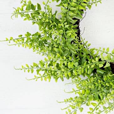 Holiday Depot Inc. - Wholesale Artificial Flowers - 29030- 20in Green Fern Twig Wreath