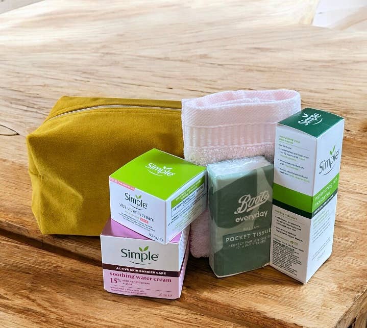 everydaybags.gifts - Wholesale Toiletry Bag - Women's - Handmade Mustard Velvet Wash Bag – Travel Toiletries 3