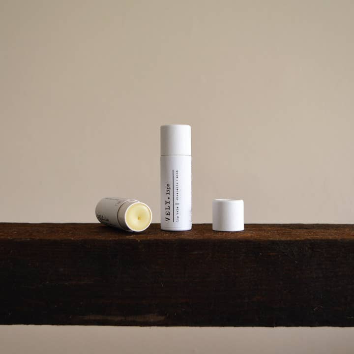 The Vely Soapery - Wholesale Lip Balm - Natural Vegan Lip Balm With Chamomile Extract and Mint1