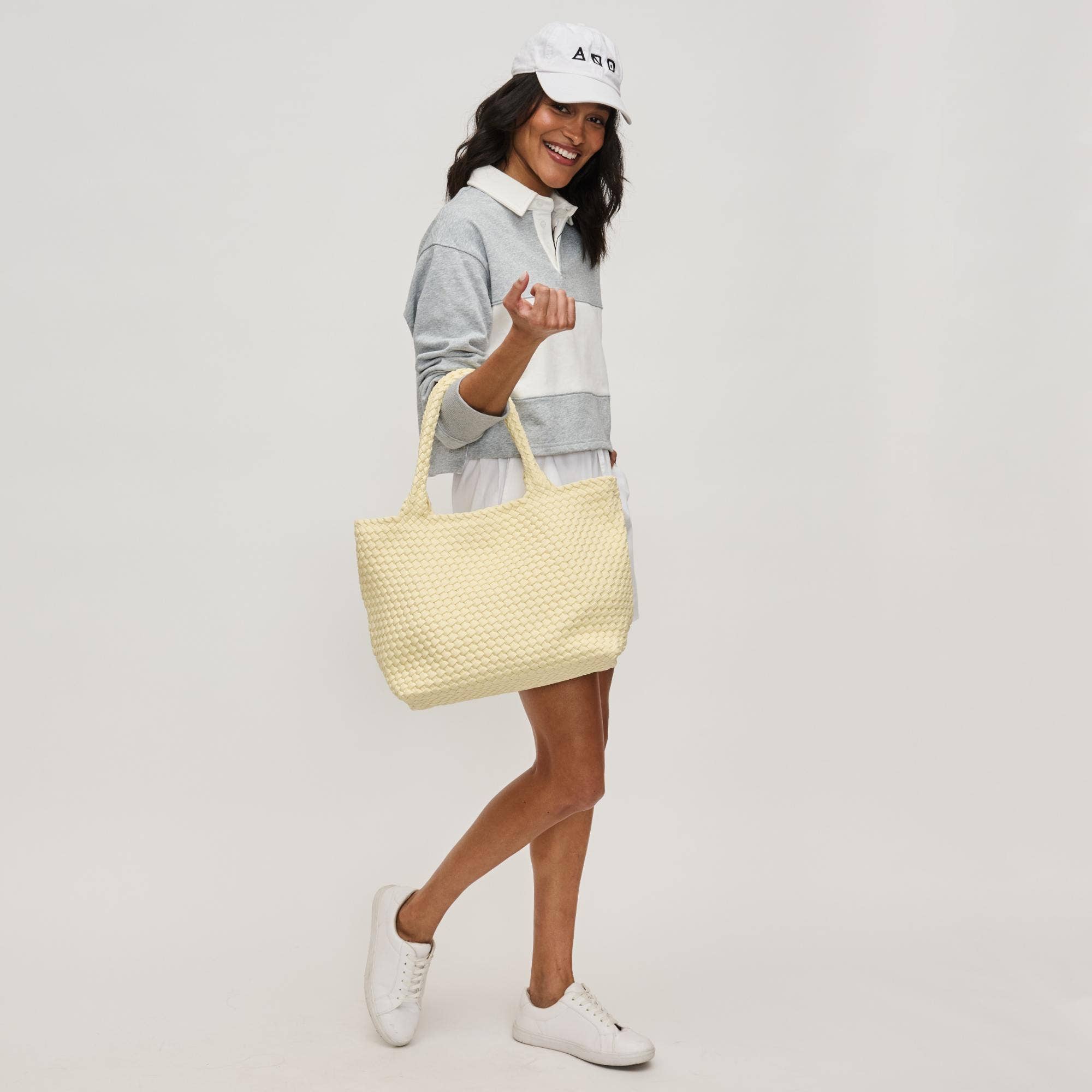 Sol and Selene - Wholesale Draagtas - Dames - Sky's The Limit - Medium Laced Up Eco-Edition Tas8