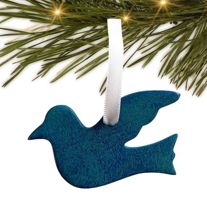 Kenya | Duv (4 färger) | Ornament för wholesale av Beautifully Made Fair Trade