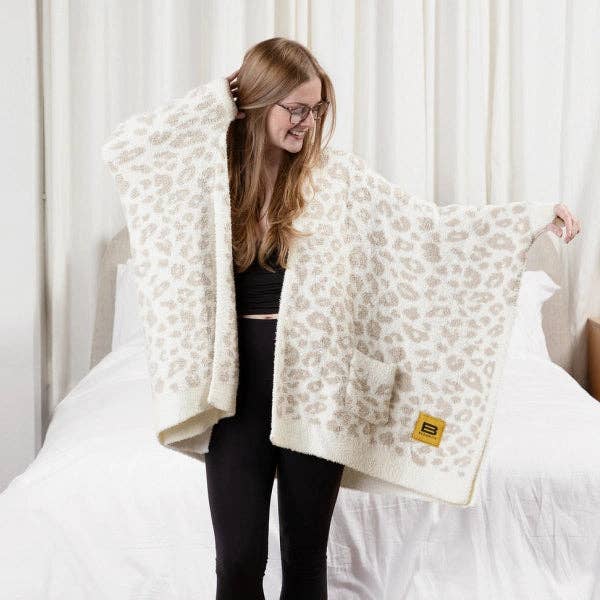 Big Blanket Co - Wholesale Robe - Unisex - Premier Plush™ Wrap42