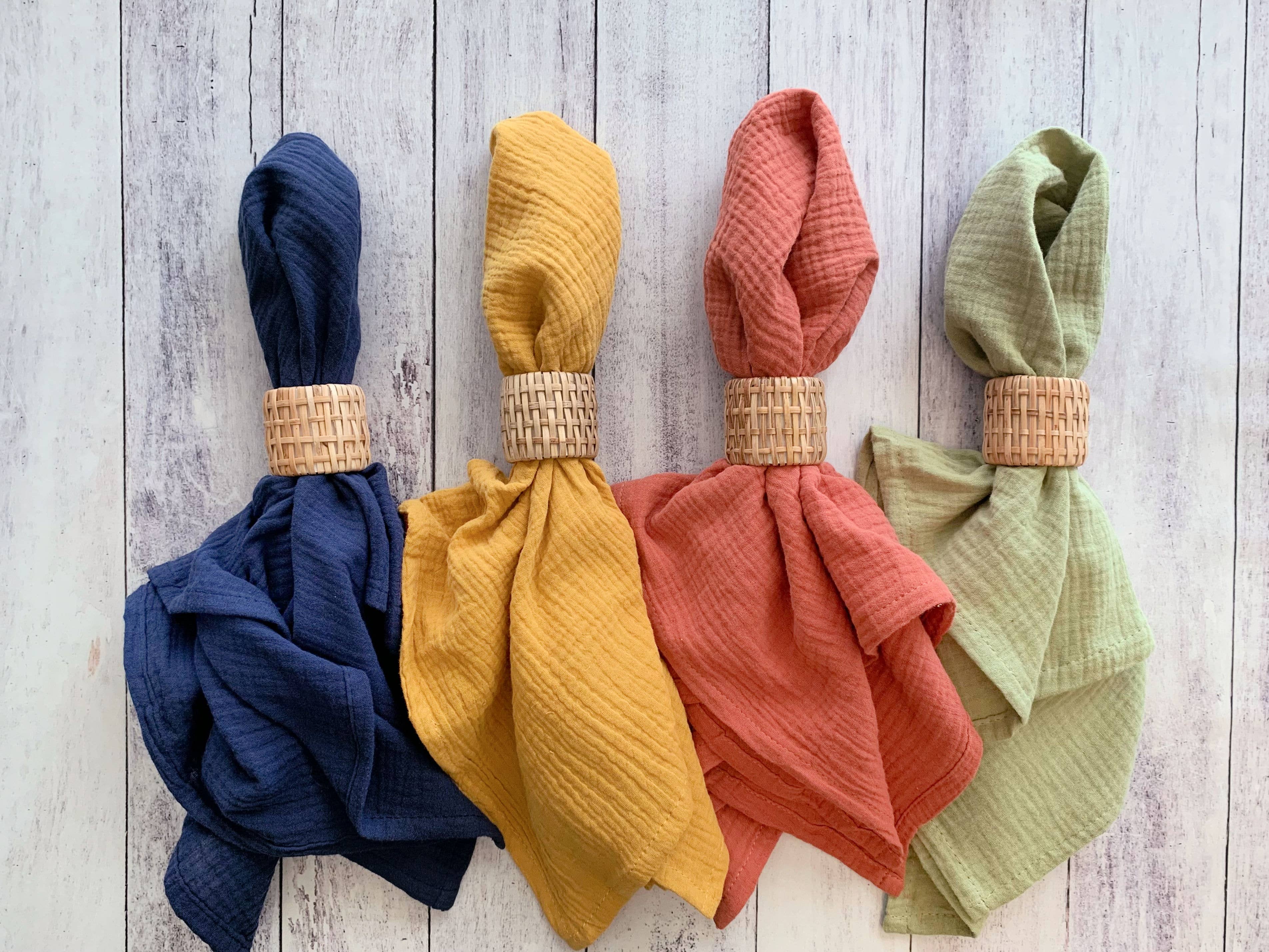 Dot and Army - Wholesale Napkin Ring - Rattan Napkin Rings, set of four1