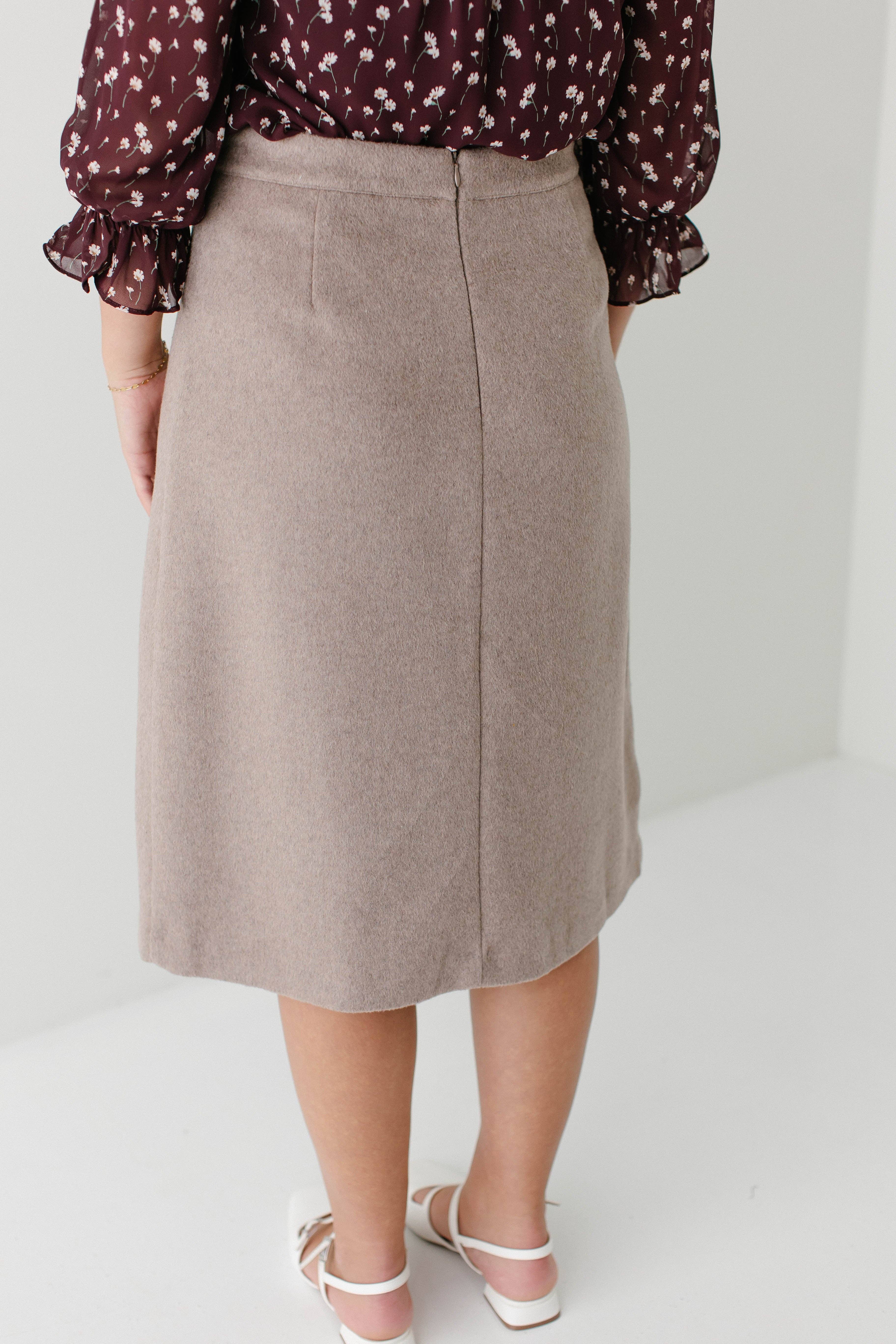 Warmes Taupe 'Charlotte' Wollmischung A-Linien-Rock ENDGÜLTIGER VERKAUF für den Großhandel auf Faire13