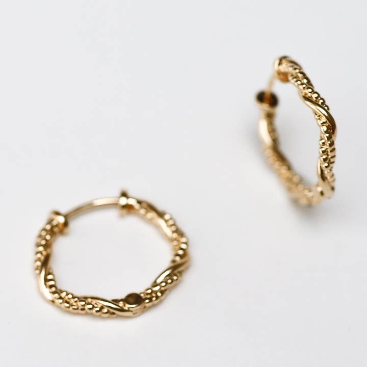 Pendientes criollos VAVIN para venta al por mayor de Huguette Paris