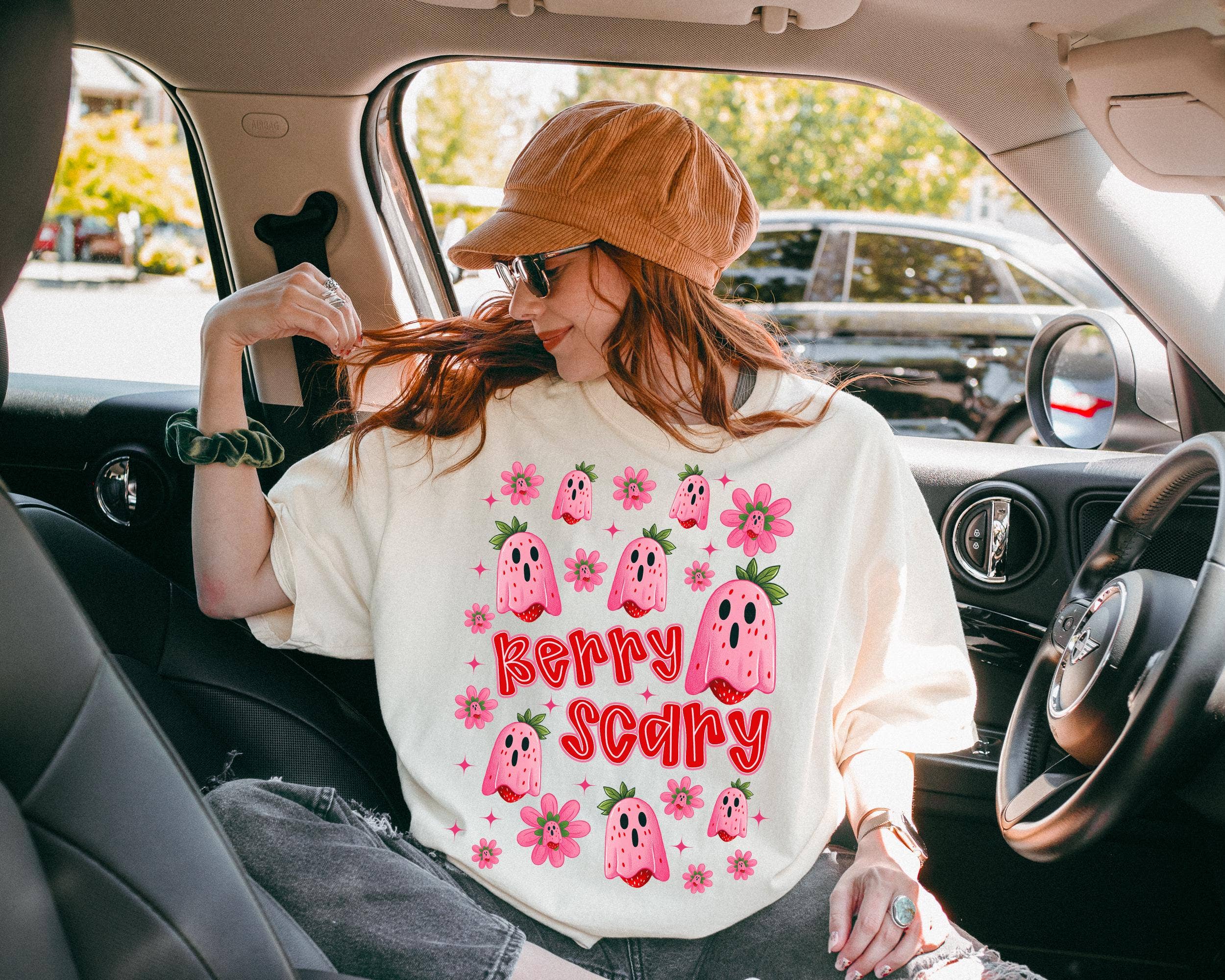 NVC Ecommerce LLC - Vente T-shirt à imprimés – femme - T-shirt fantôme fraise d'été effrayant et terrifiant, pull3