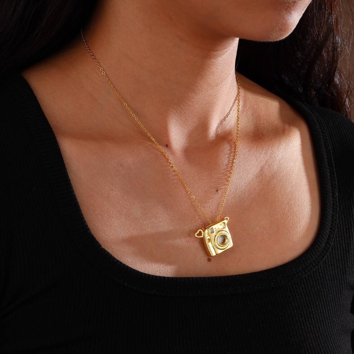 Syrrios Gifts LLC - Wholesale Pendant/Charm Necklace - Camera Necklace with Personalized Photo Photography Pendant 3