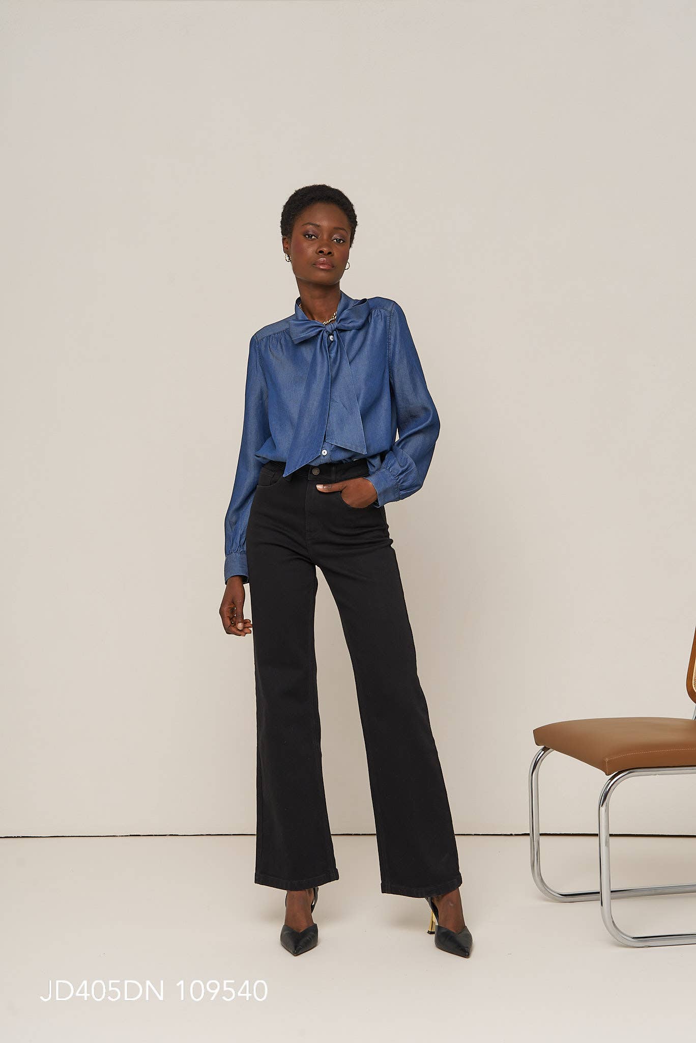 Oraije Paris - Vendita all'ingrosso Jeans - Donna - Jeans Barbara a gamba larga61