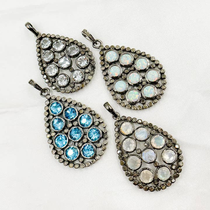 DSP03. Diamant Sterling Sølv Dråbeformet Vedhæng med Ædelsten for engroshandel hos Tresor Jewelry Inc.