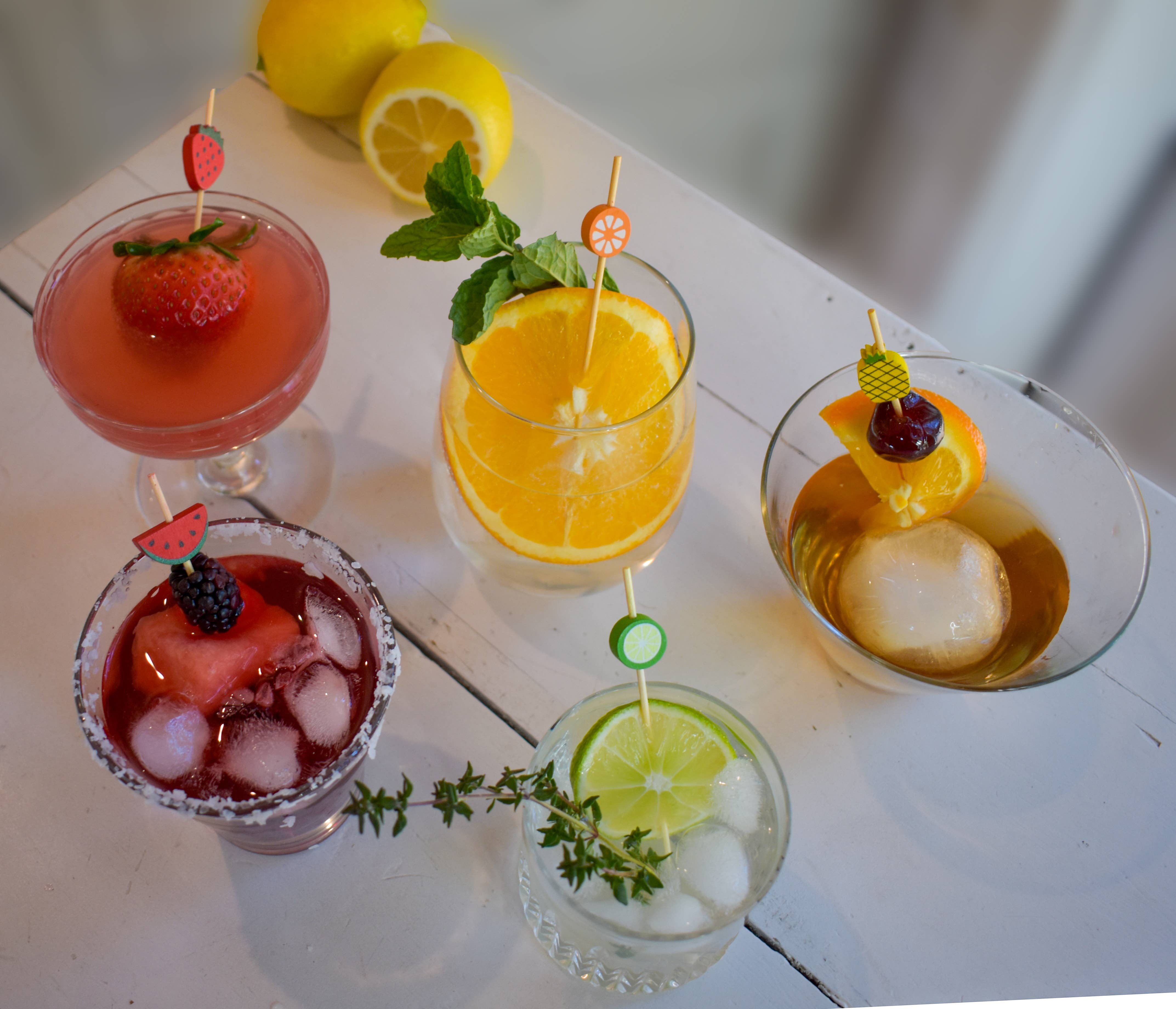 Sweet Divide - Wholesale Cocktail Pick - 4.75" Cocktail & Appetizer Picks - Fruit Counter - 40 Pk CDU3