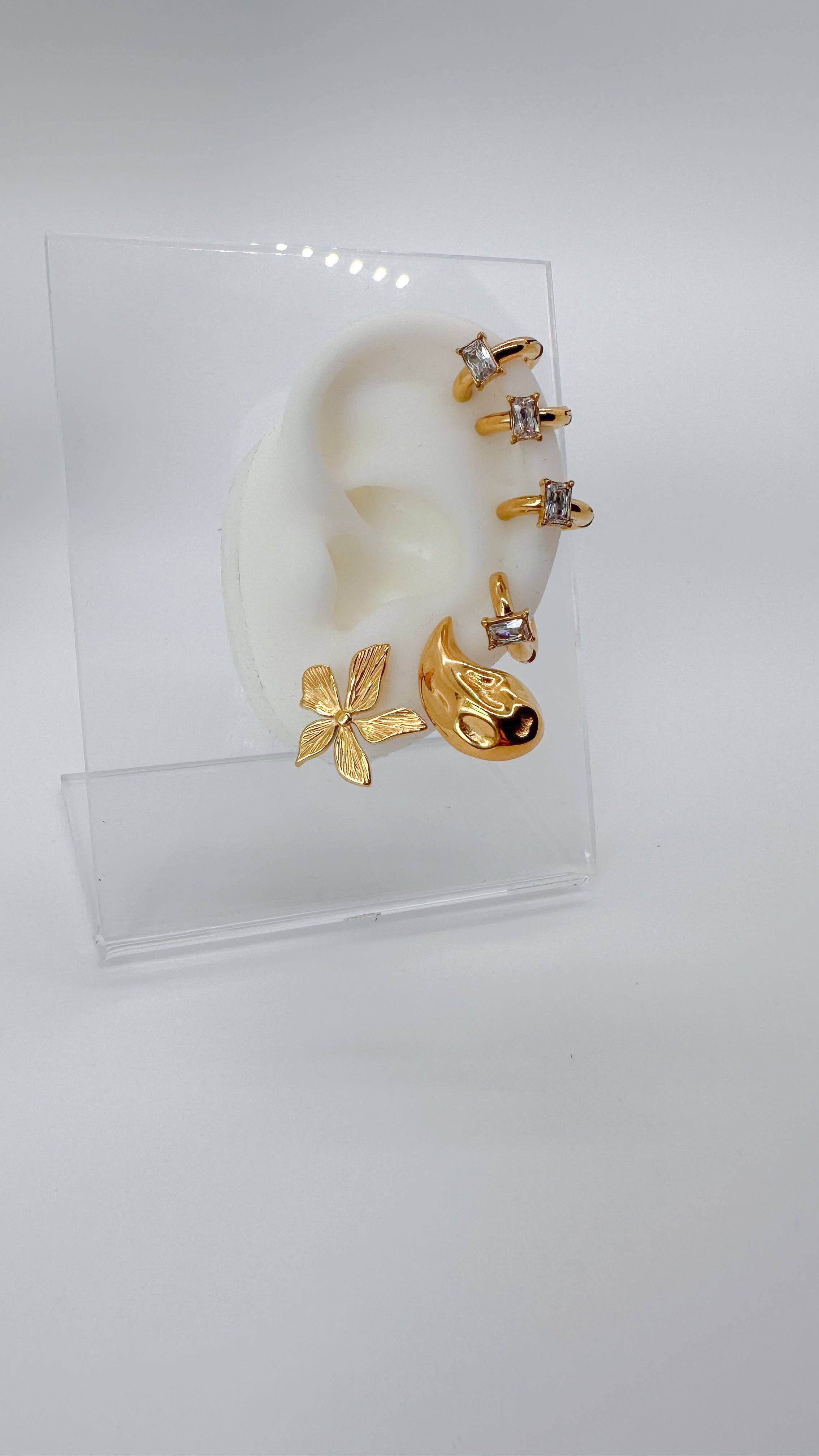 DRIP JEWELRY - Wholesale Cuff/Wrap Earrings - Gold Baguette CUFF earring4