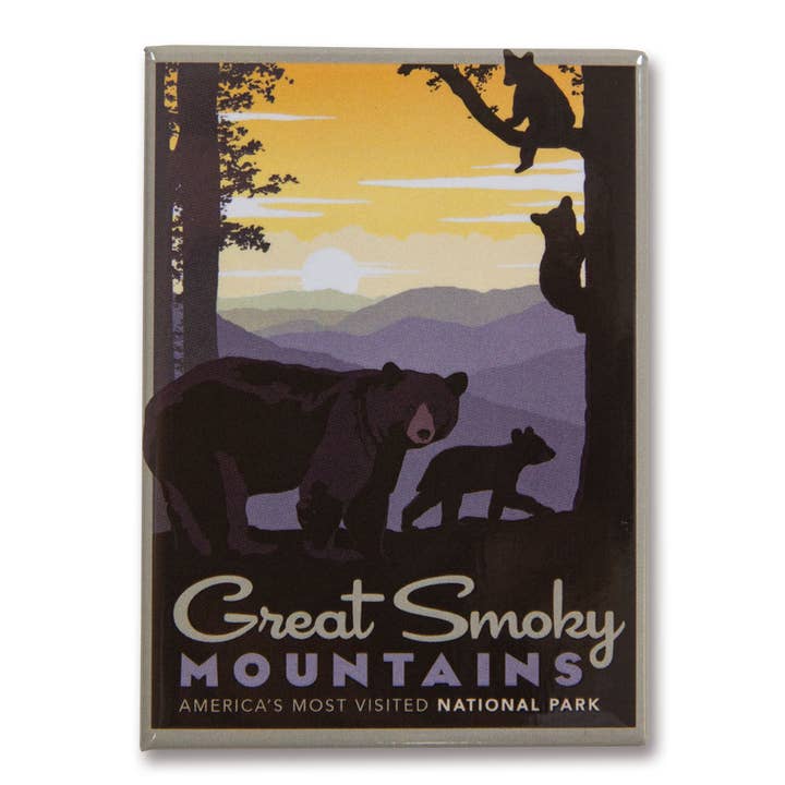 Great Smoky Mountains NP Mama Bear & Cubs Magnet for wholesale by Tourist Courts
