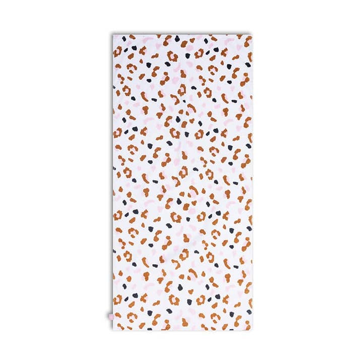 Swim Essentials | Leopard Katoenen Strandlaken for wholesale by Swim Essentials
