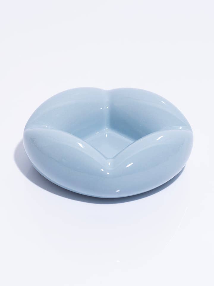 SB005 SKY BLUE ASHTRAY for wholesale by WEED'D