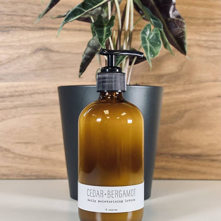 handmade. la conner - Wholesale Hand & Body Lotion - Daily Moisturizing Lotion - Woodsy