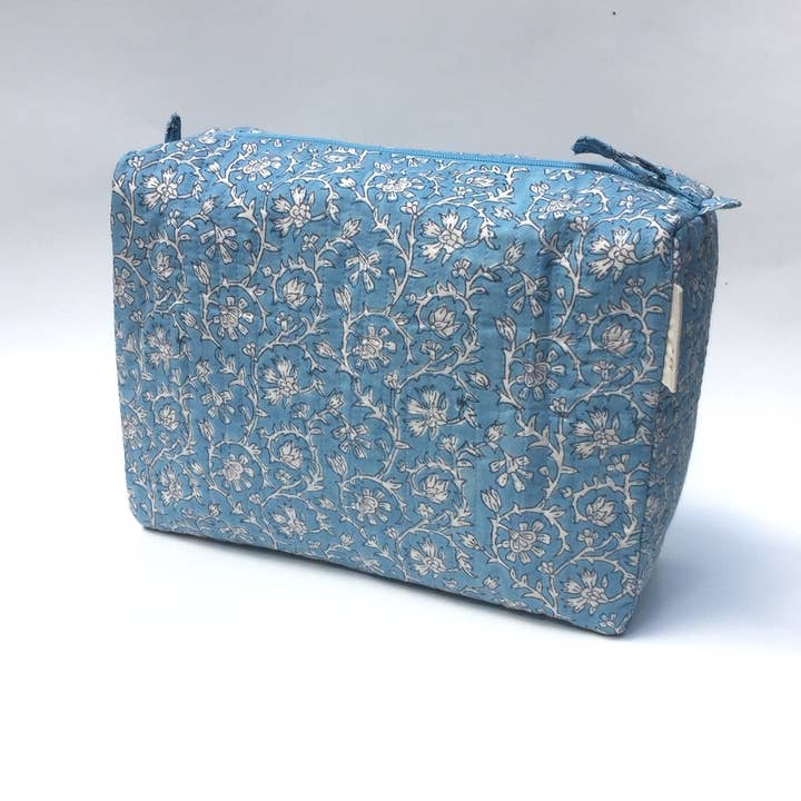 Mehera Shaw – wholesale Make-up/cosmetic bag – Cosmetics Bag - Quilted Hand Block Print Cotton6