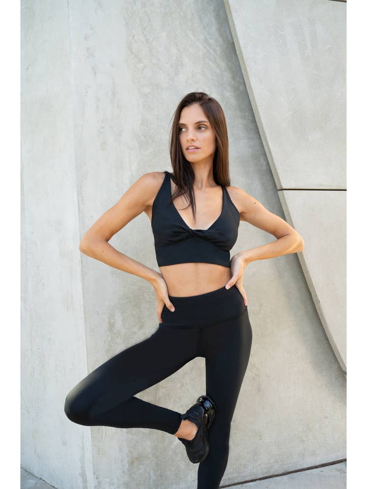 Lezat - Wholesale Sports Bra - Women's - Ada Organic Cotton Twist Around Sports Bra2