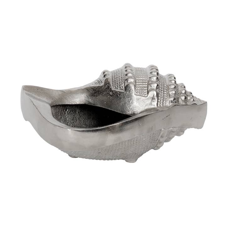 Bol en métal en forme de coquillage 9,5 x 5,75" x 5" pour la vente par Vatican Homes