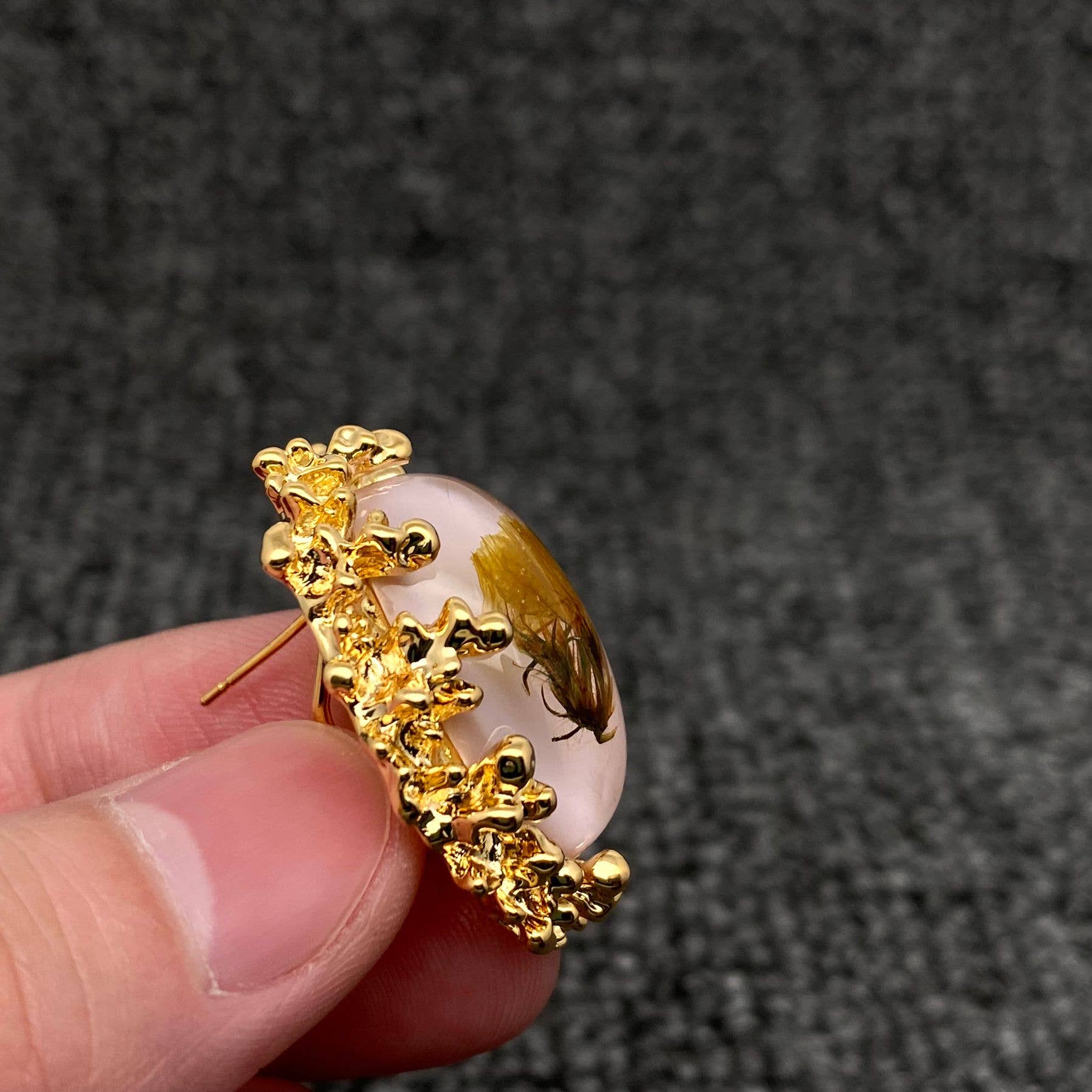 Mio Queena – wholesale Solitärörhängen – Ovala pressade torkade blommor 18K guldpläterade postörhängen-PDF4