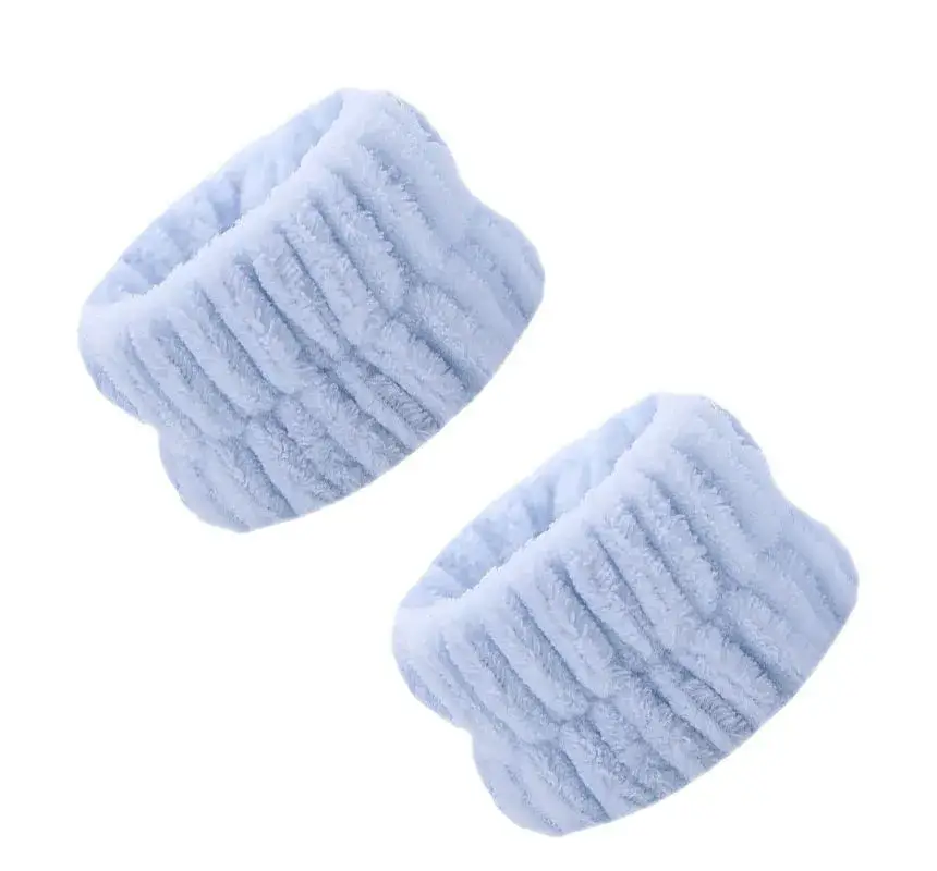 Magnifique Hearts - Vente Bandeau pour le spa - Bracelets poignet en peluche douce lavables pour routine de soins de la peau4