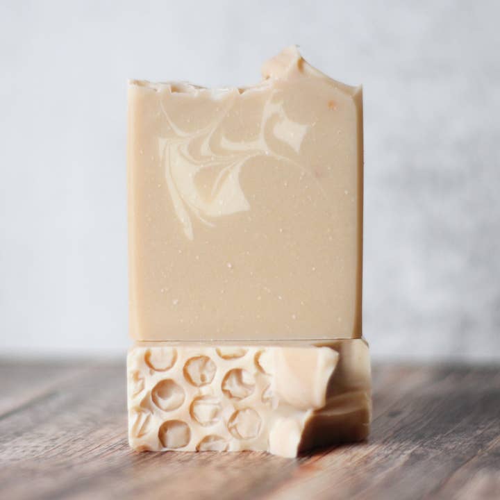 Oatmeal Milk & Honey | Handcrafted Goat Milk Soap for wholesale by Himua Ni