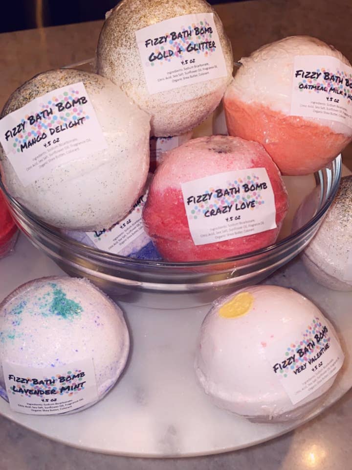 Bath bombs for wholesale by Butter Luv Aromatics