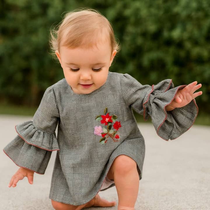 ✨MF270 ROBE FLEURS BRODÉES 💥 Promotion Spéciale : 30% OFF pour la vente par Cotton Socks