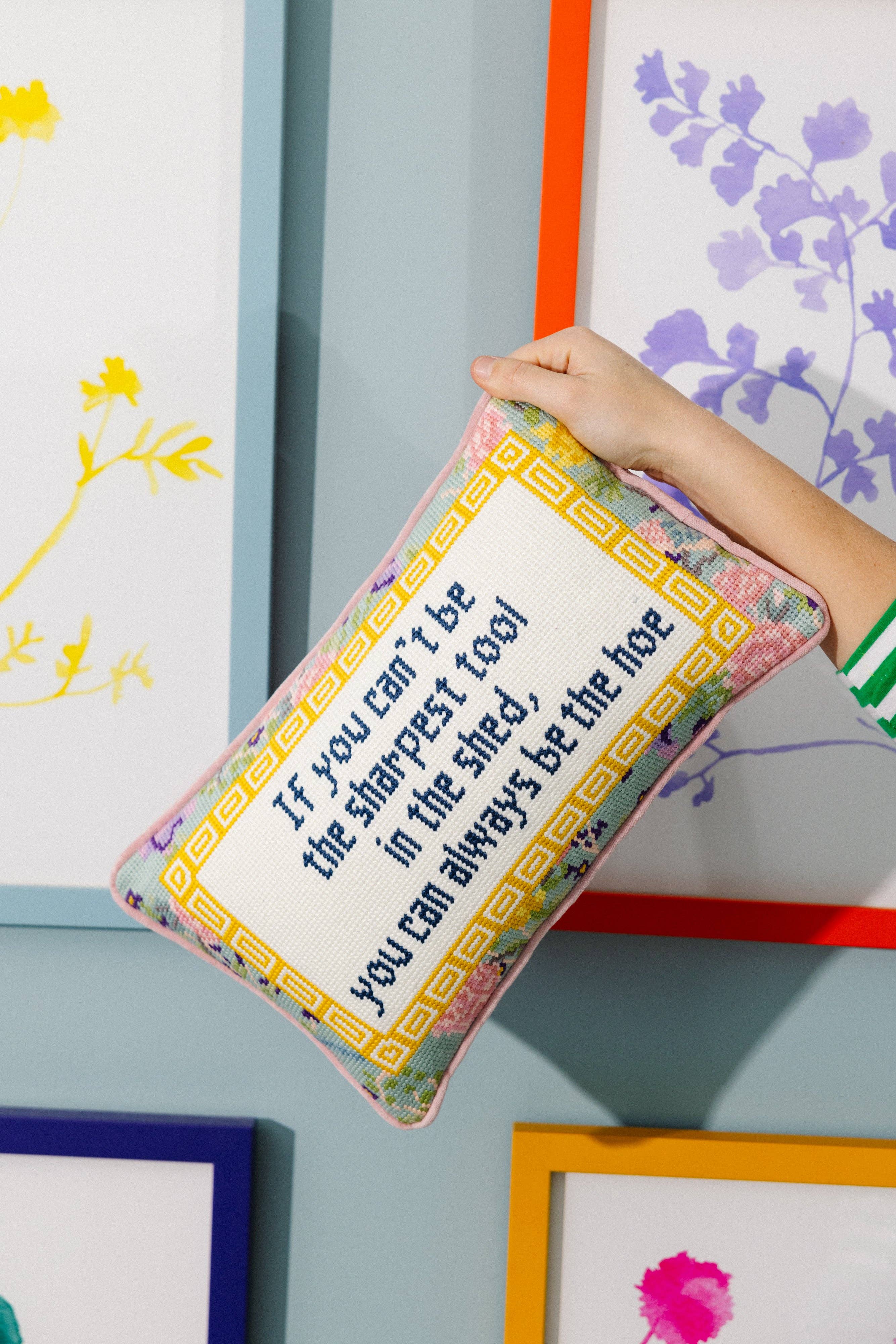 Furbish Studio – Großhandel Zierkissen – Sharpest Tool Needlepoint Kissen2