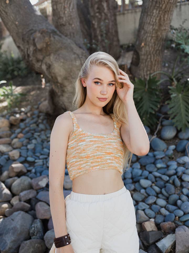 Leto Accessories - Wholesale Bralette - Dames - Unieke Bramitop van bouclégaren 🧶 | Bralette voor de herfst en winter