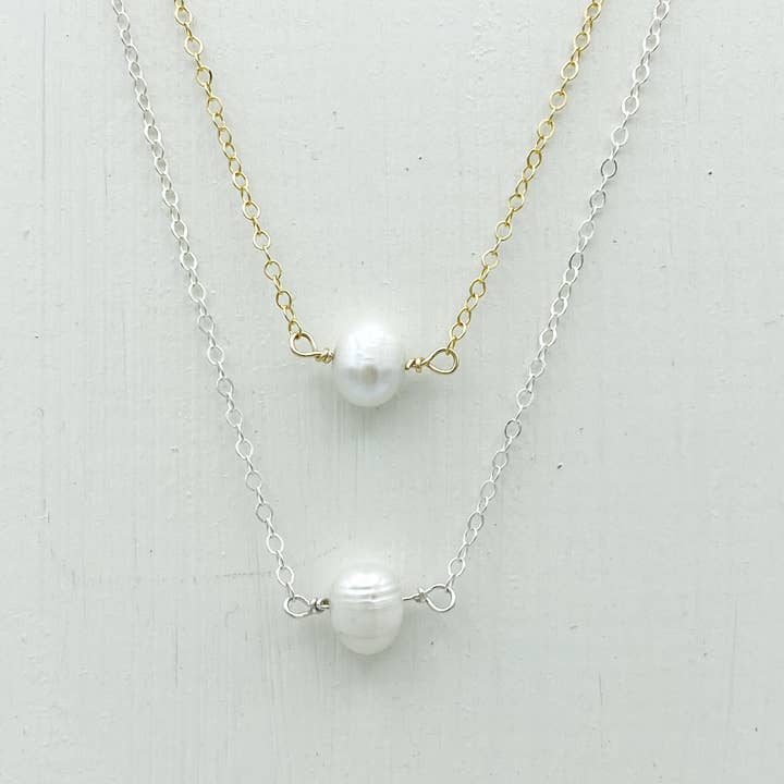 Nautically Northern - Wholesale Pendant/Charm Necklace - Dainty Pearl Necklace