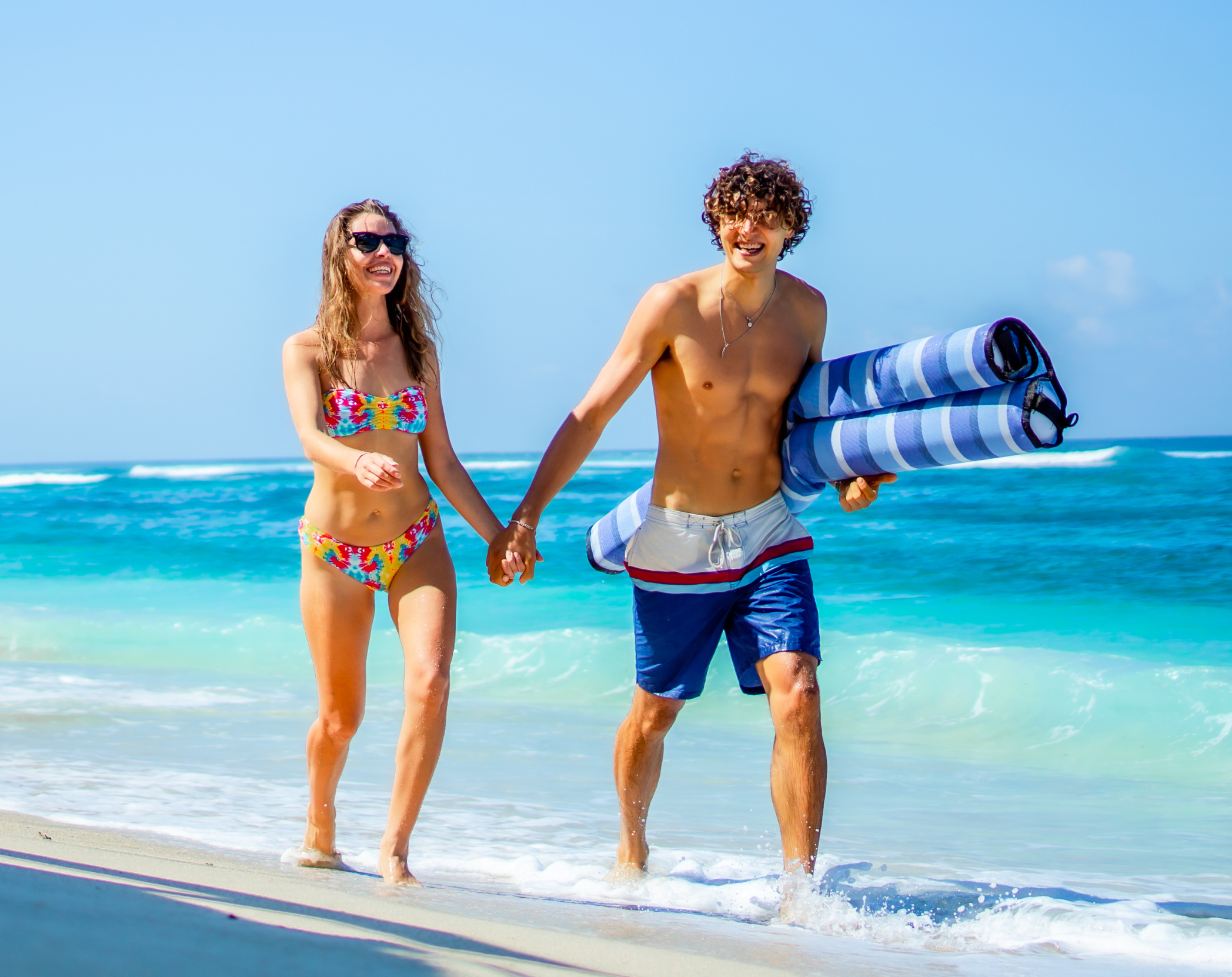 ACQUABOSS - Wholesale Inflatables - ACQUABOSS Double Water Hammock - with attachable waterproof phone sleeve and inflatable drink holder - B.1