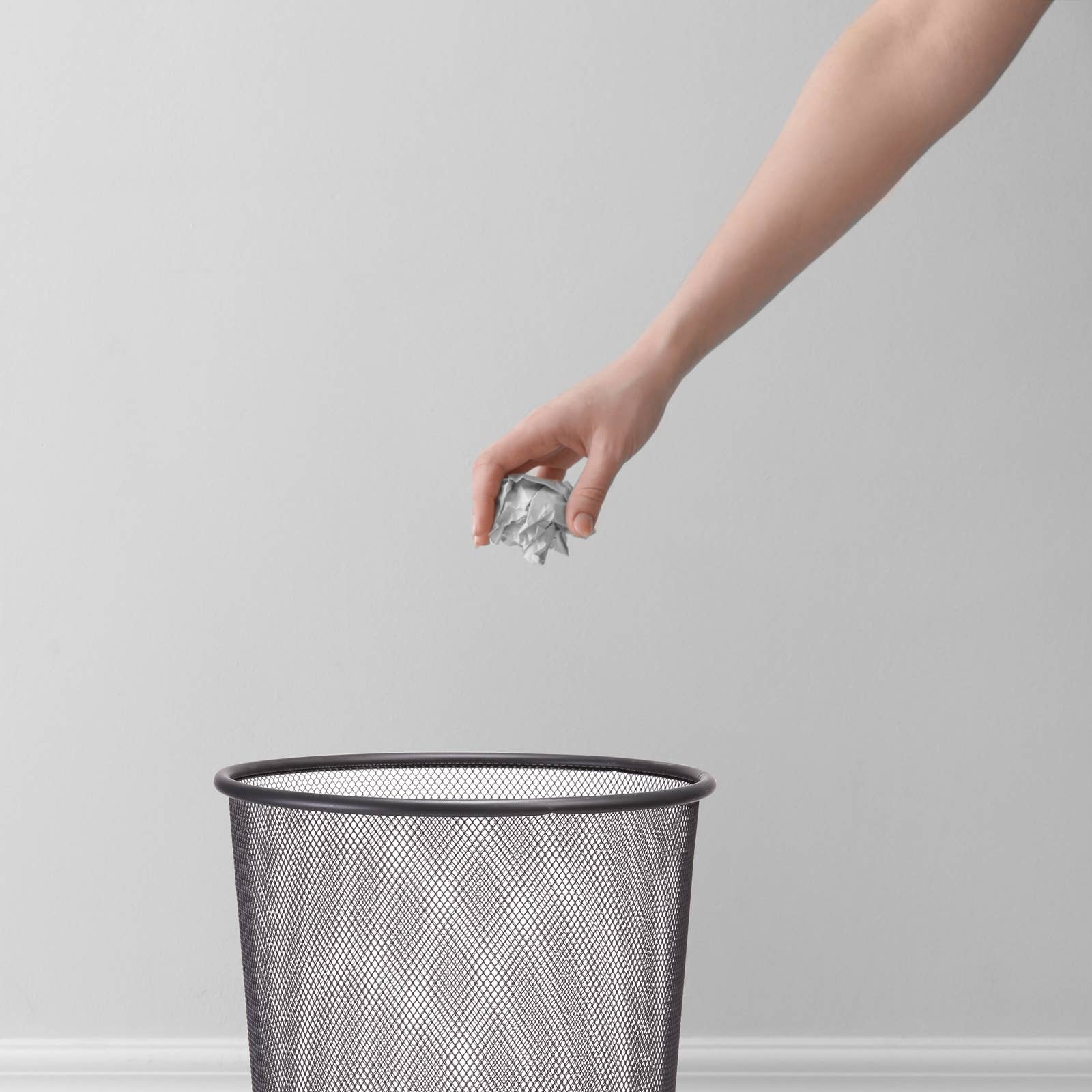 Wastebasket, mesh, anthracite for wholesale on Faire1