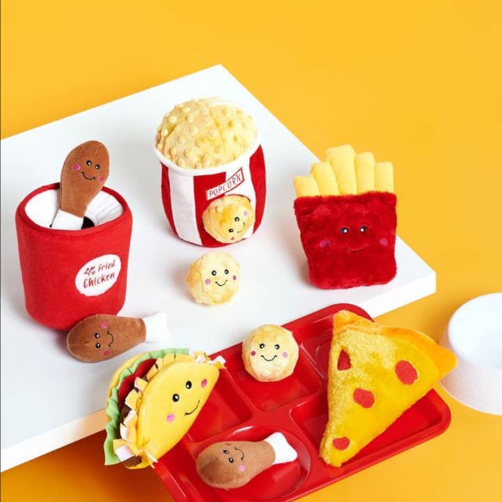 ZippyPaws – Engroshandel Tøjdyr - Hund – NomNomz® - Fries - Hundelegetøj3