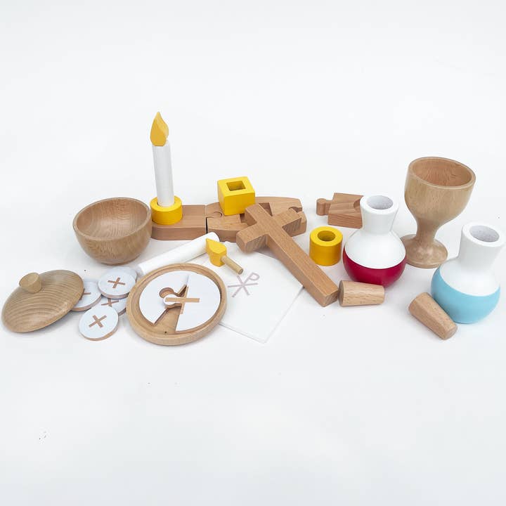 Wicking Vicar - Wholesale Wood Toy - Kids - Children's Mass Set1
