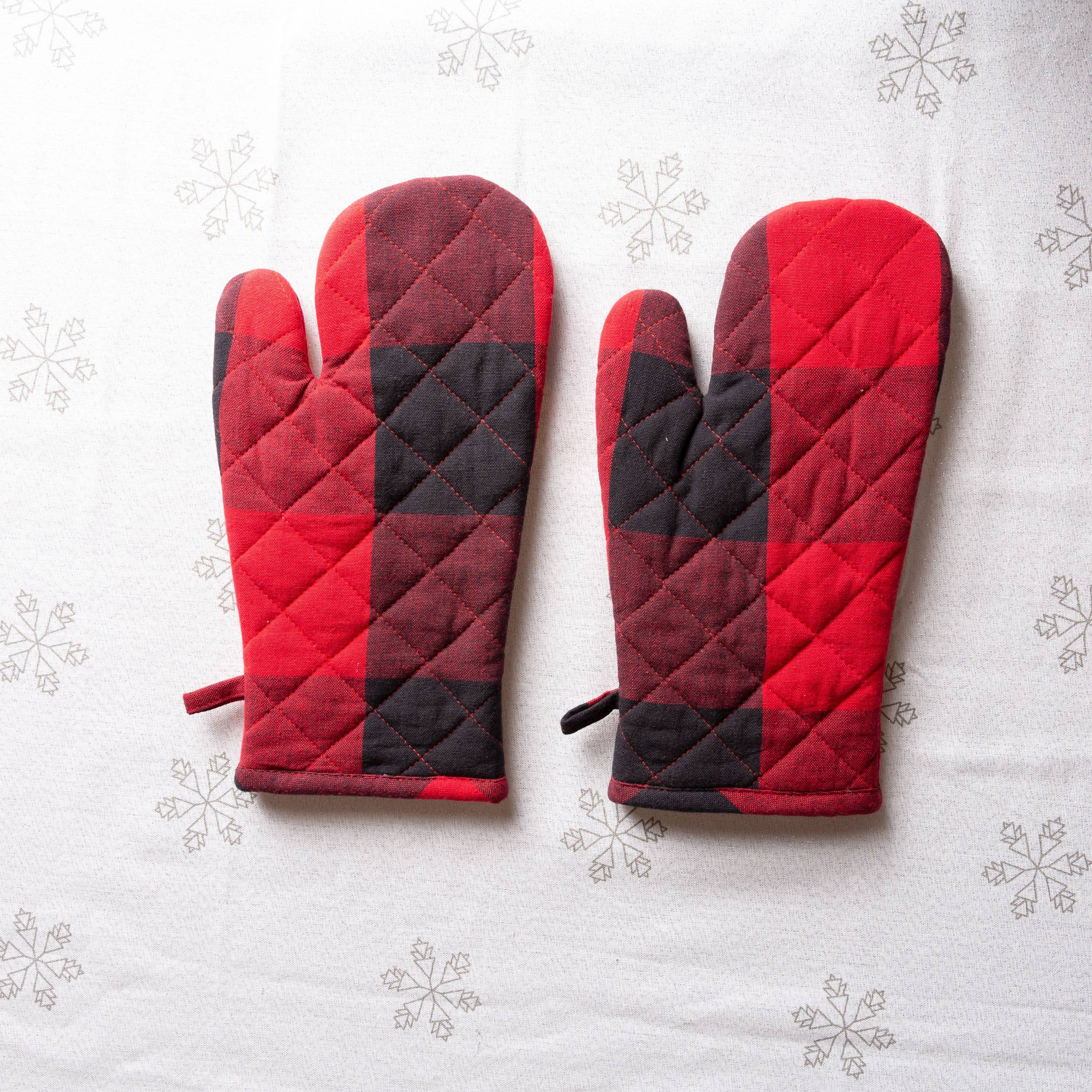 RED BLACK Buffalo Check Oven Mitts Set of 2 for wholesale on Faire2