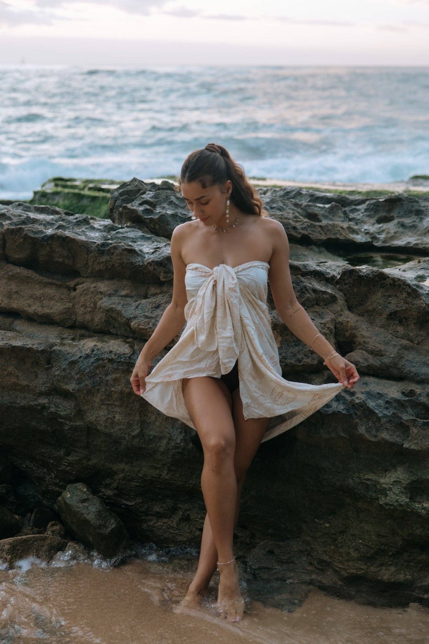 Revel Sun Hawai'i - Wholesale Strandvestje/Strandjurk/Strandtuniek - Dames - Shell Yeah Pareo1