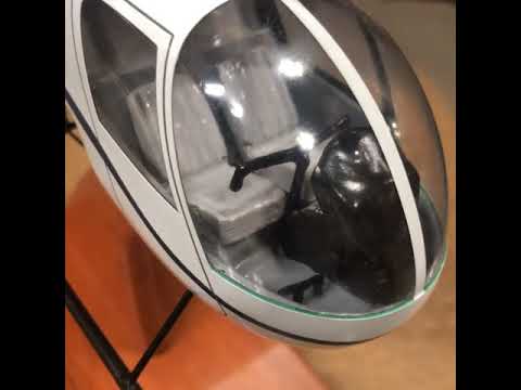 Daron Worldwide Trading – wholesale Decorative tabletop object – EXEC SER ROBINSON R-22 1/24 (HR22TR) (**)7