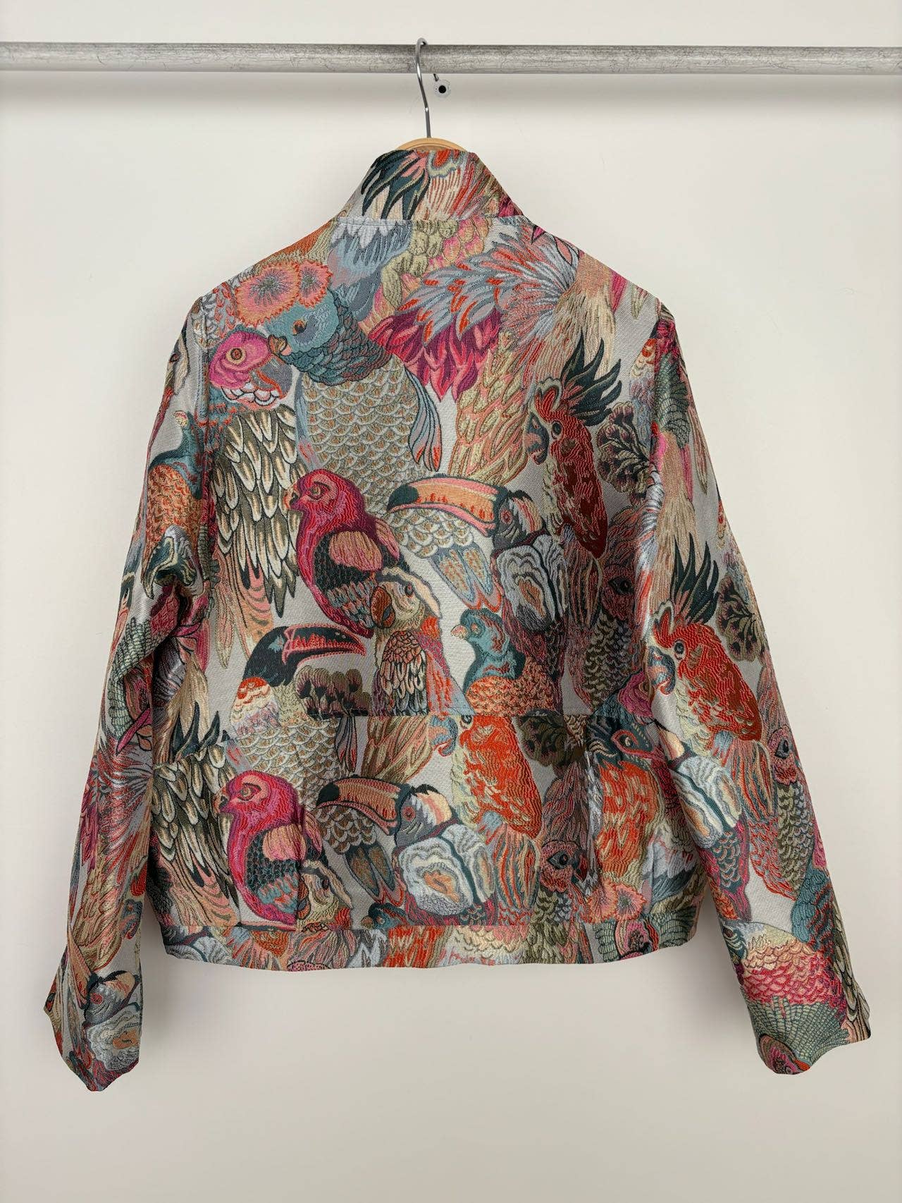 KZELL PARIS - Wholesale Jas - Dames - Jas met metallic jacquardmotief van vogels11