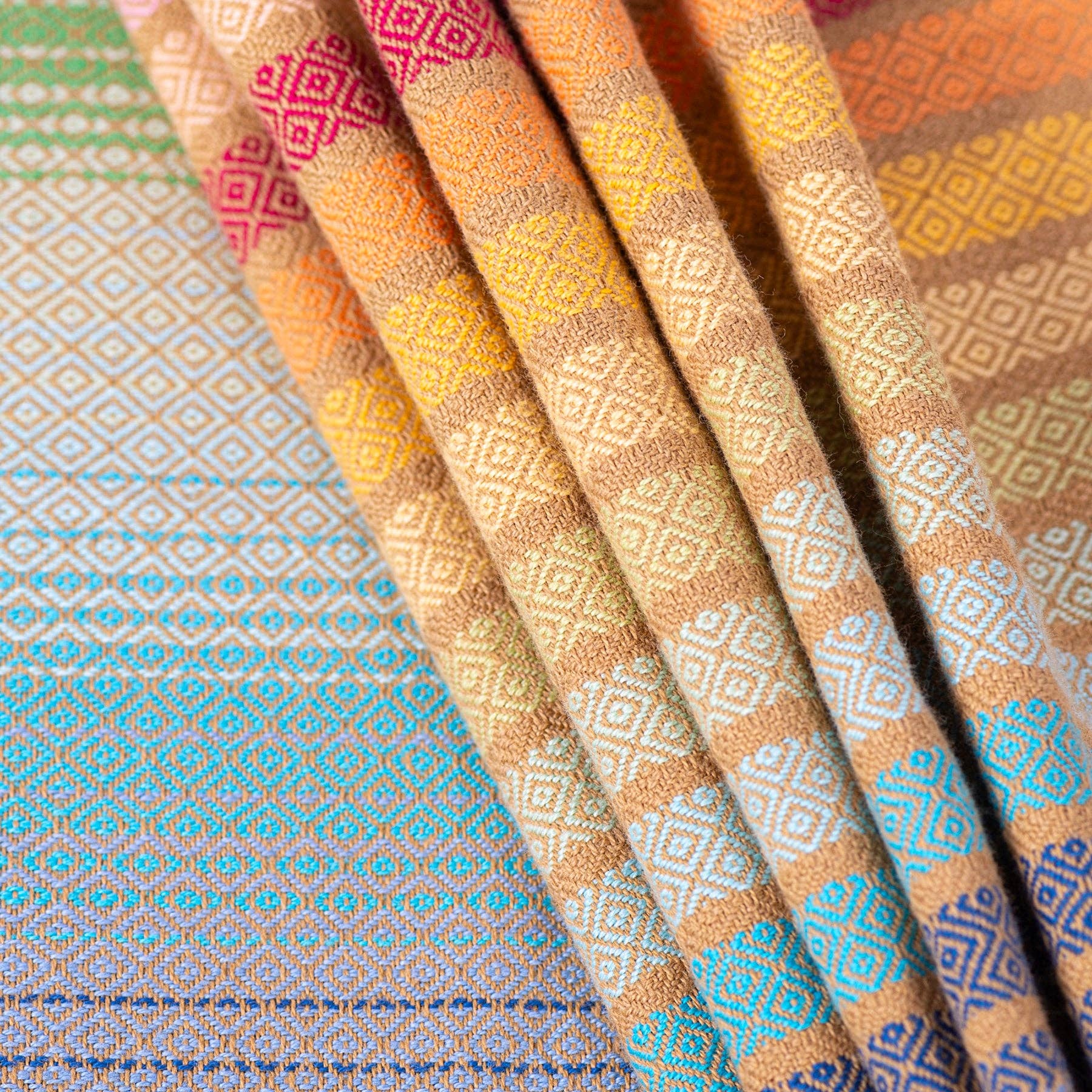 Girasol - Wholesale Baby Wrap/Sling - Baby wrap Lumen5