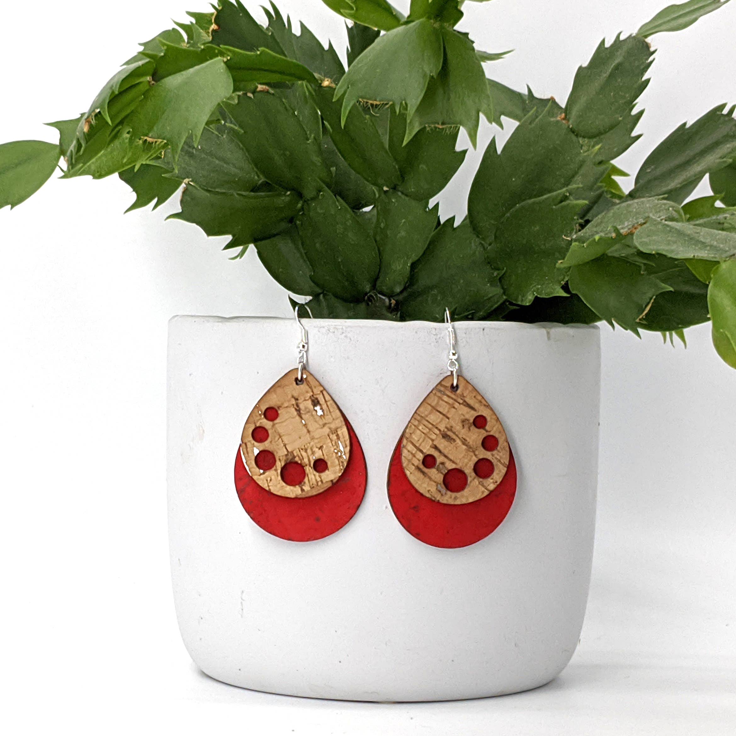 Elisabetta Studio - Wholesale Dangle Earrings - Droplet Cork Earrings1