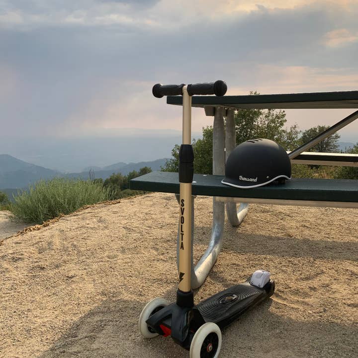 SVOLTA - Wholesale Bike/Scooter - Kids - SVOLTA Mega 3-Wheel Scooter - Gold1