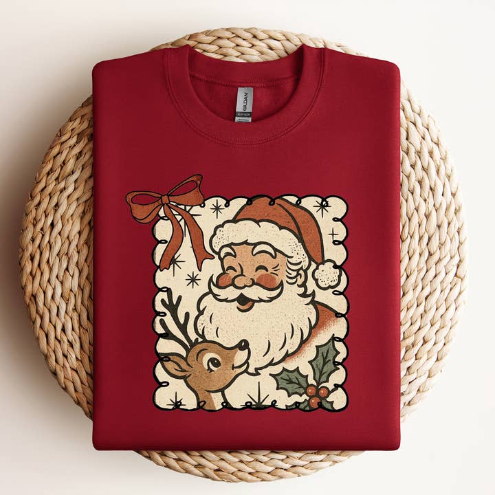 Jultröja med tomte, renar och julmotiv för wholesale av Rags Revived